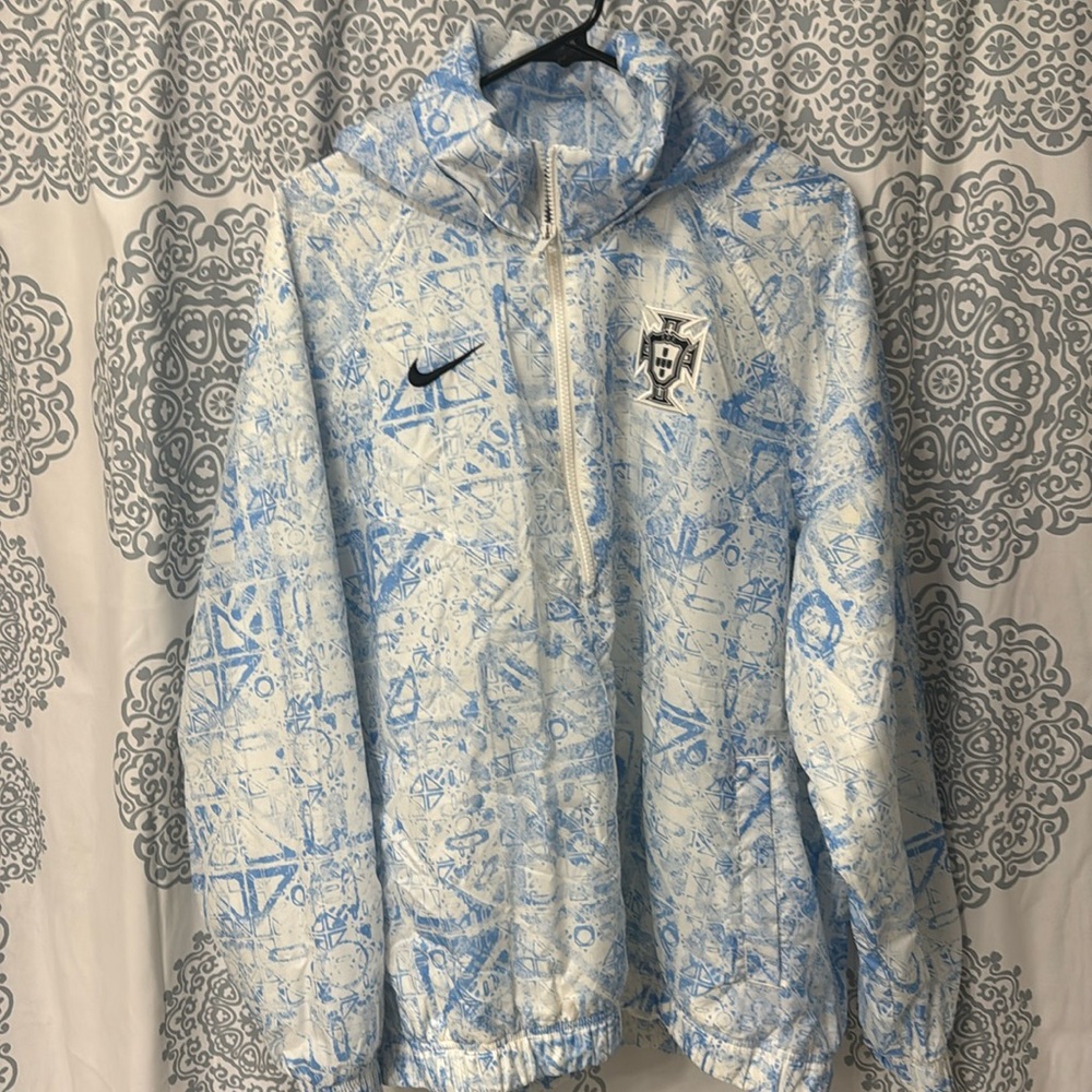 Portugal men’s Soccer Nike tech large